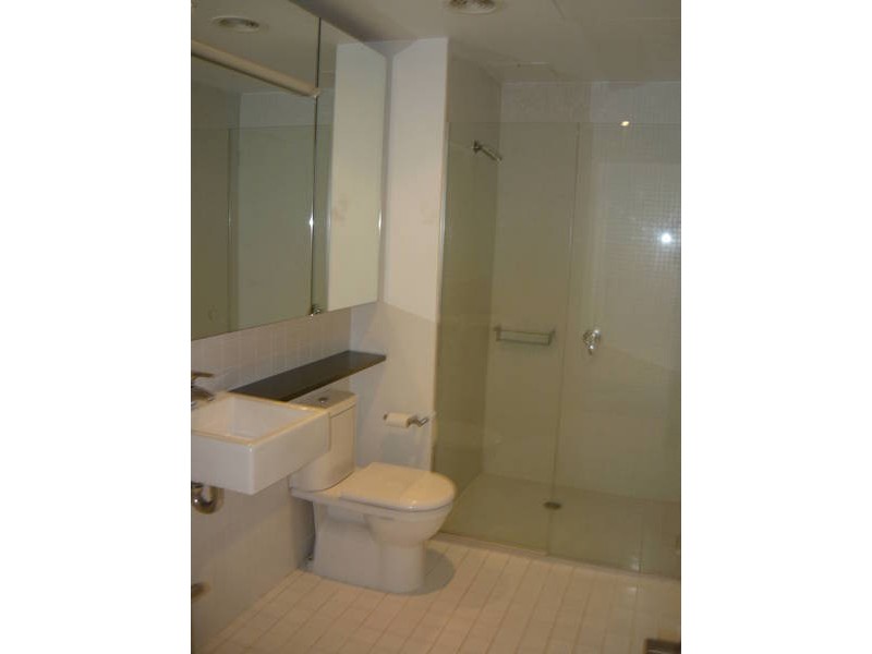 1205/18 Waterview Walk, Docklands VIC 3008