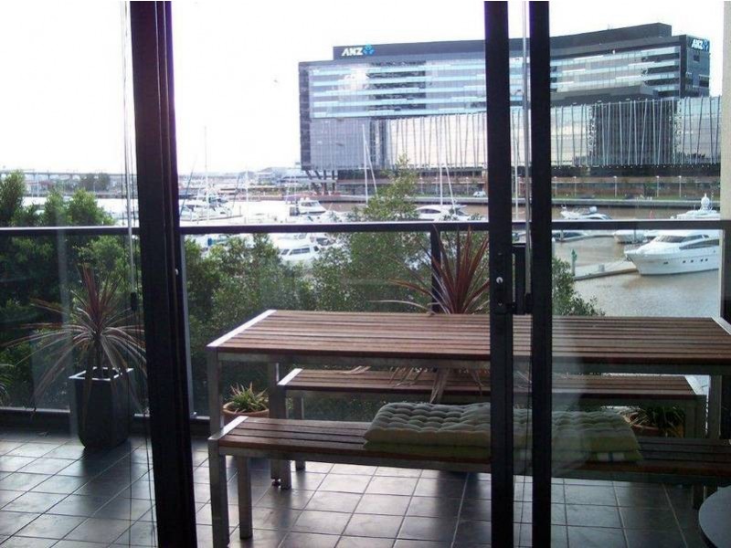 302/60 Lorimer Street, Docklands VIC 3008