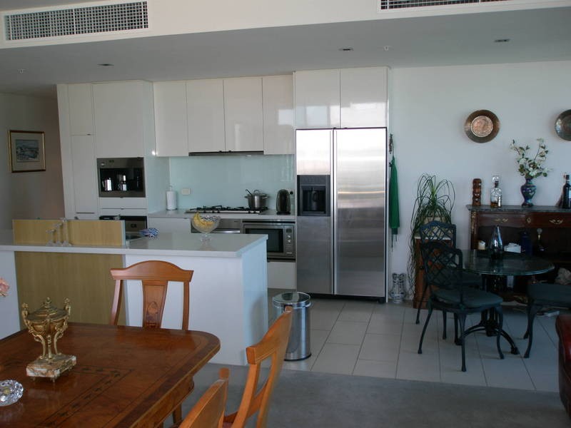 1109/ 60 Siddeley Street, Docklands VIC 3008