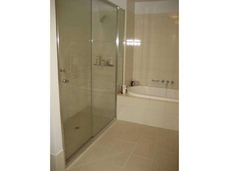 412 / 60 Siddeley, Docklands VIC 3008