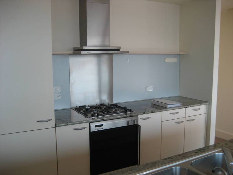 506/ 19 QUEENS ROAD, Melbourne VIC 3000