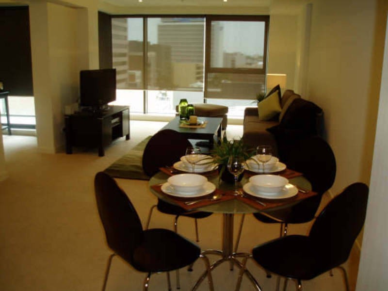 802 / 2 – 14 Albert Road, Melbourne VIC 3000