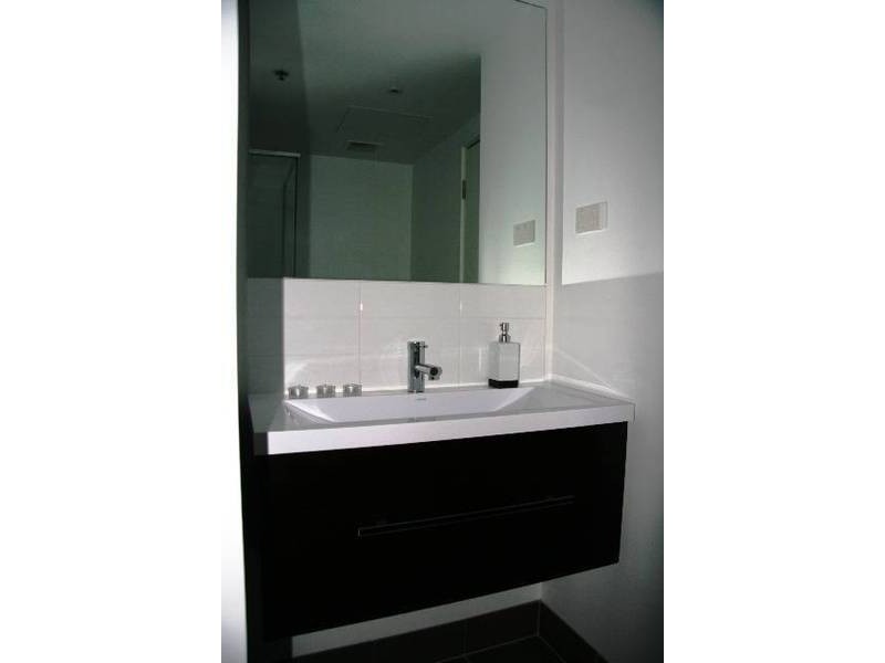 801/ 109 Clarendon Street, Southbank VIC 3006