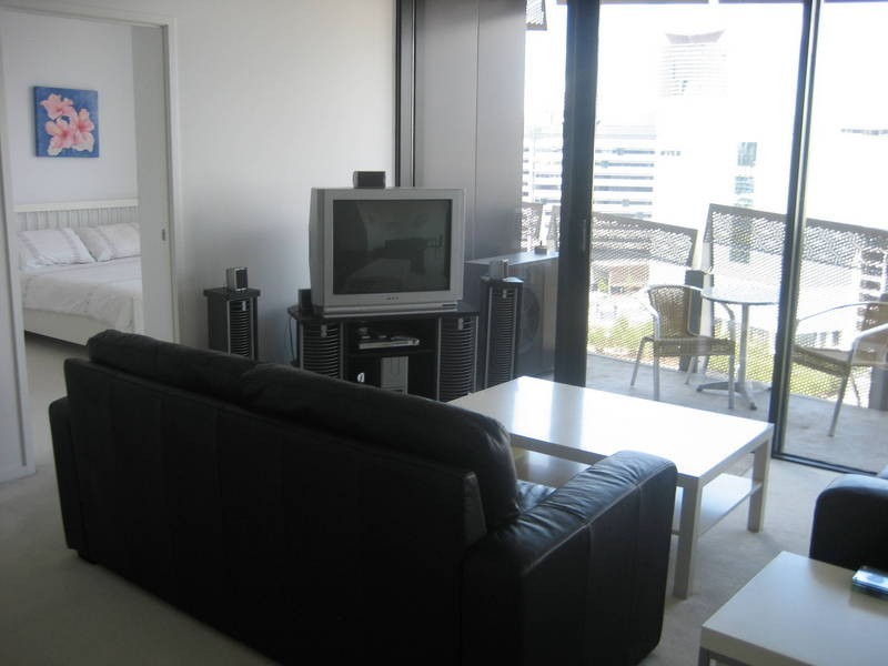 1401/18 Waterview Walk, Docklands VIC 3008