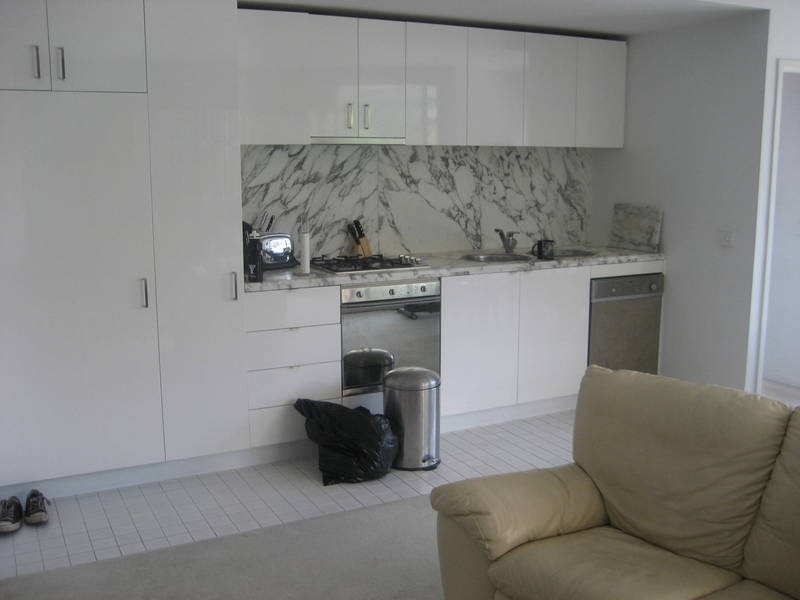 102 / 18 Waterview Walk, Docklands VIC 3008