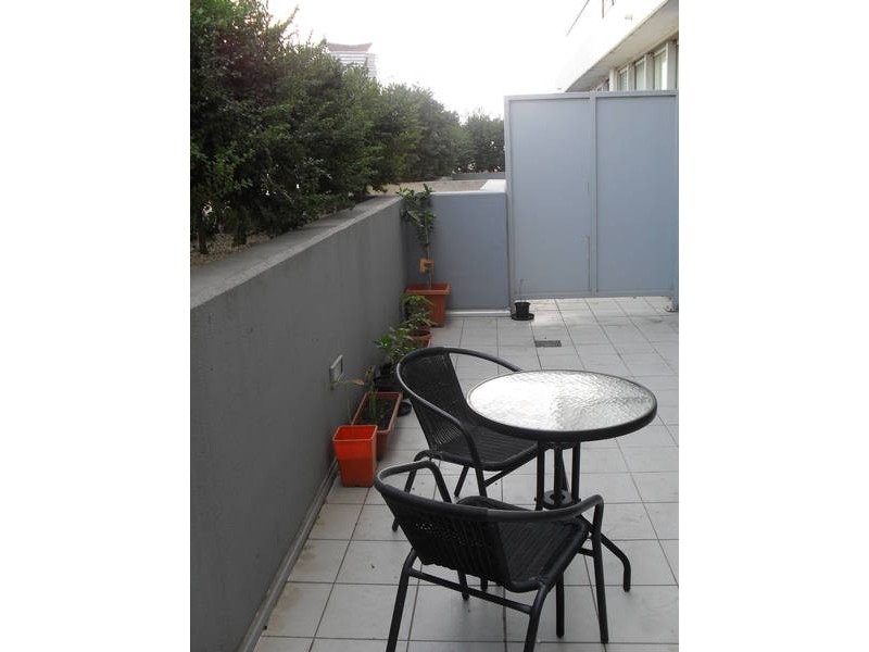 502 / 8 McCrae Street, Docklands VIC 3008