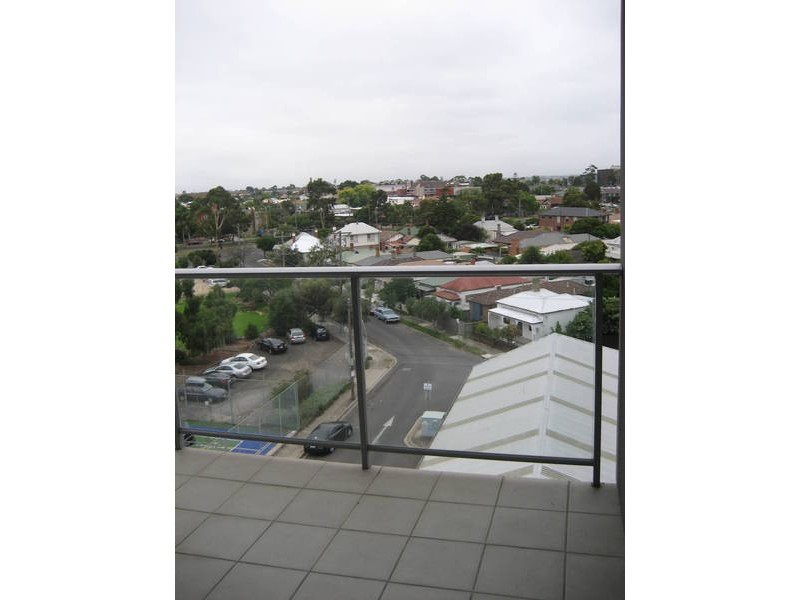 506/ 250 BARKLY STREET, Footscray VIC 3011