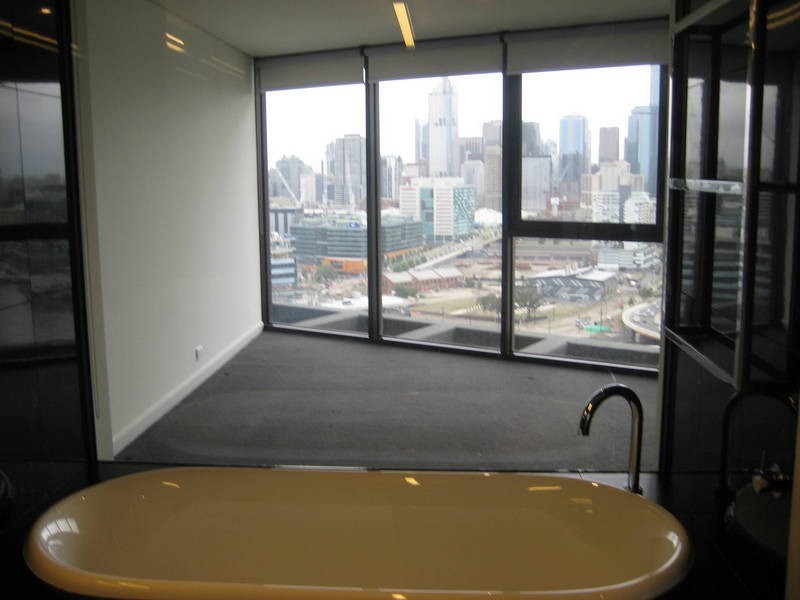 2704/90 Lorimer Street, Docklands VIC 3008