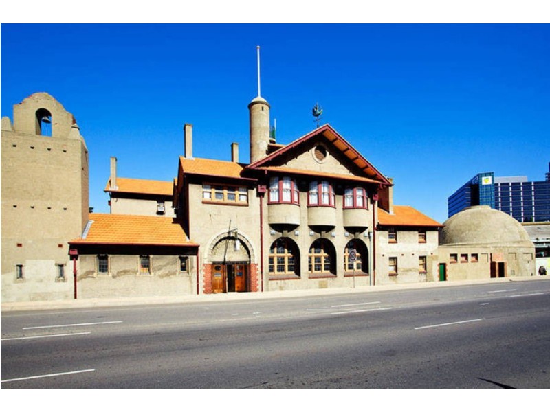 1/ 717 Flinders Street, Melbourne VIC 3000