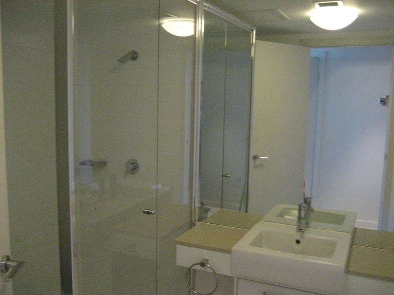 1201/ 100 Harbour Esplanade, Docklands VIC 3008