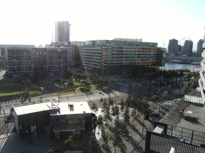 908 / 8 Waterview Walk, Docklands VIC 3008