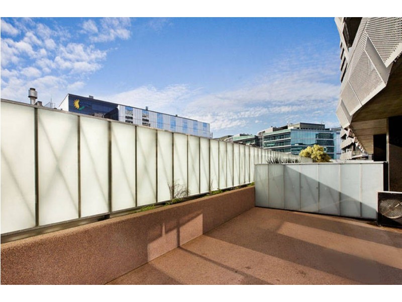 505 / 18 Waterview Walk, Docklands VIC 3008