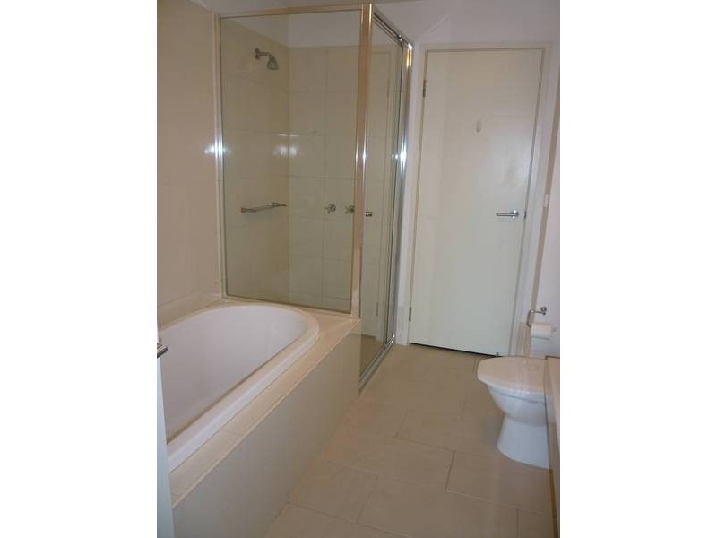 202 / 60 Siddeley Street, Docklands VIC 3008