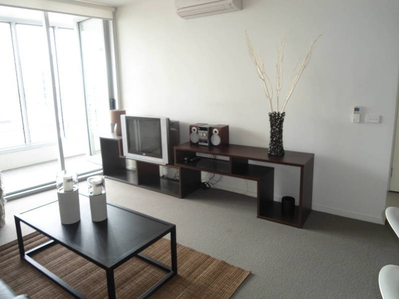 1603 / 8 McCrae Street, Docklands VIC 3008