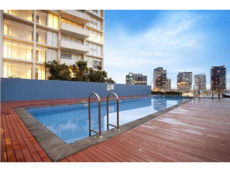 1603 / 8 McCrae Street, Docklands VIC 3008