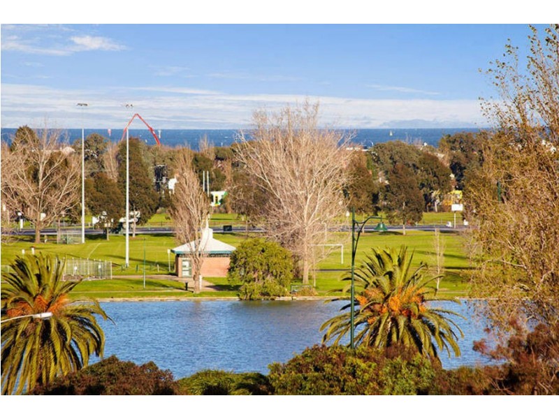 309/ 55 QUEENS ROAD, Melbourne VIC 3004