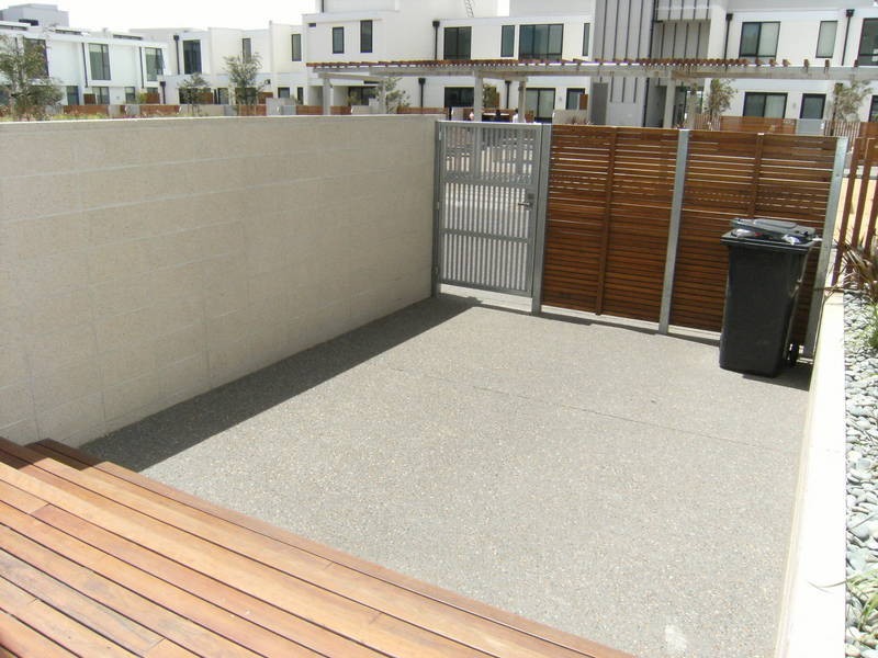 246/9 Wharf Street, Docklands VIC 3008