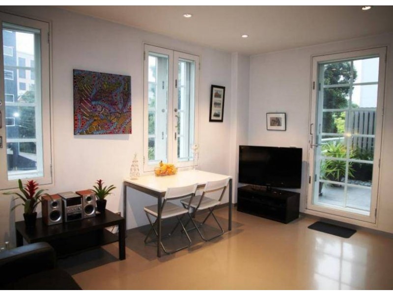 116 /  9 Commercial Road, Melbourne VIC 3000