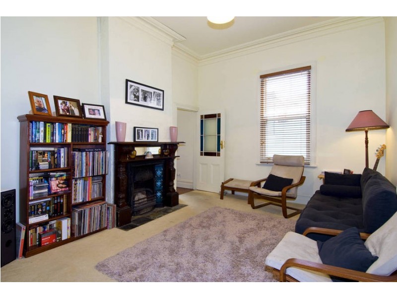 10 Thomson Street, Seddon VIC 3011