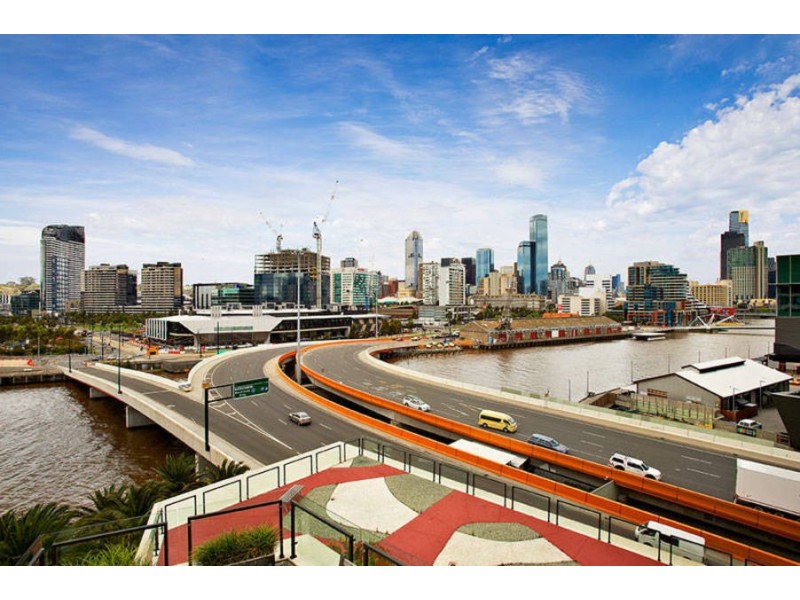 801 / 50 Lorimer Street, Docklands VIC 3008