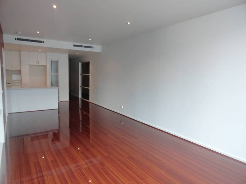 913 / 60 Siddeley Street, Docklands VIC 3008