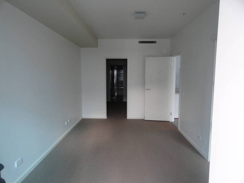 913 / 60 Siddeley Street, Docklands VIC 3008