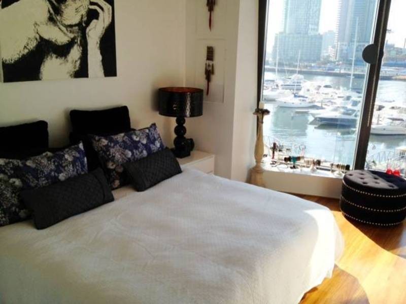 402 / 98 River Esplanade, Docklands VIC 3008