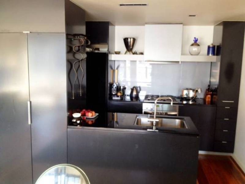 402 / 98 River Esplanade, Docklands VIC 3008