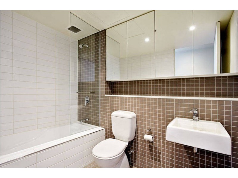 1505 / 8 McCrae Street, Docklands VIC 3008