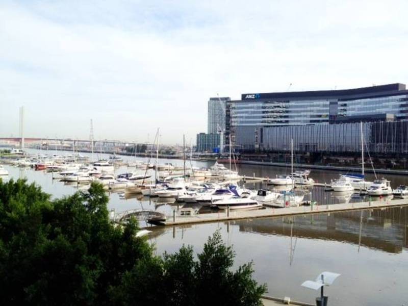 401 / 60 Lorimer Street, Docklands VIC 3008