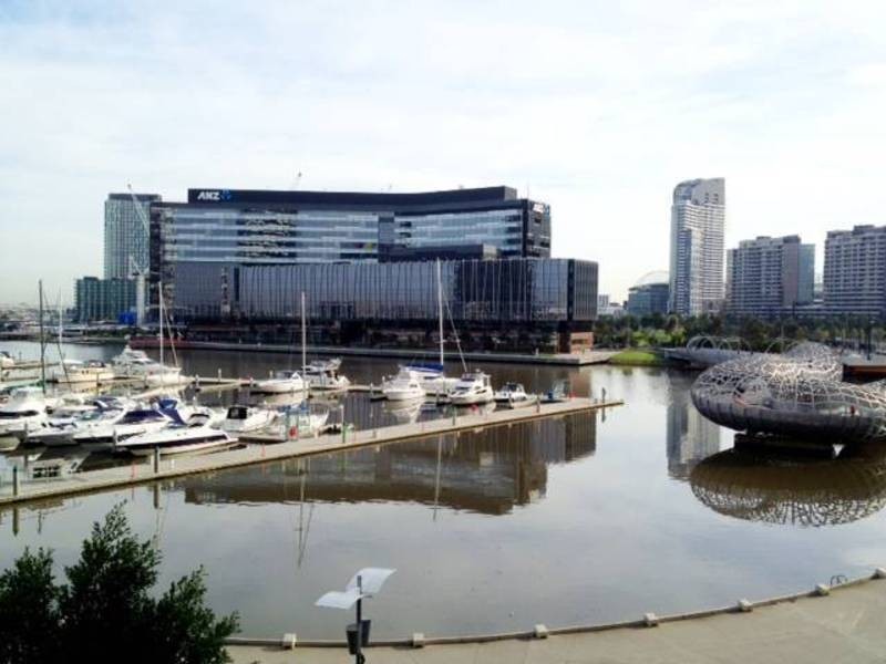 401 / 60 Lorimer Street, Docklands VIC 3008