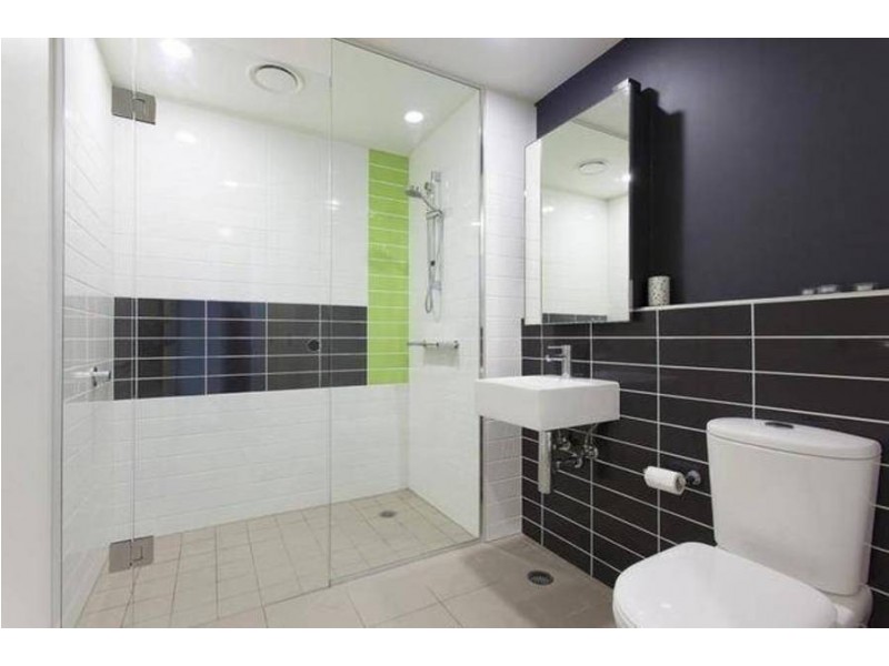 1503 / 815 Bourke Street, Docklands VIC 3008