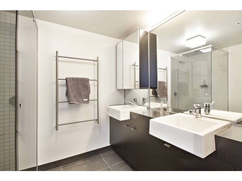 405/ 84 River Esplanade, Docklands VIC 3008