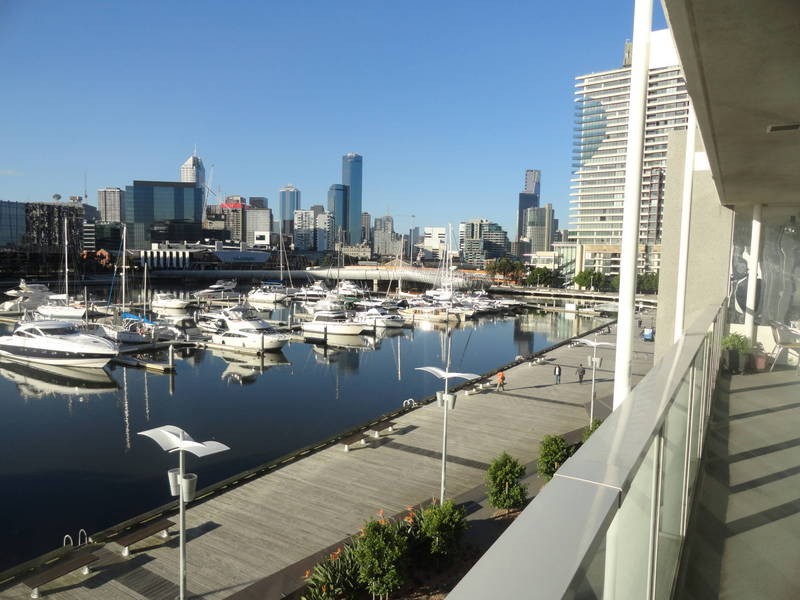 403 / 84 River Esplanade, Docklands VIC 3008