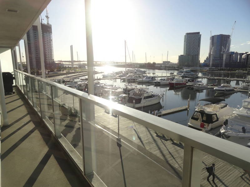 403 / 84 River Esplanade, Docklands VIC 3008