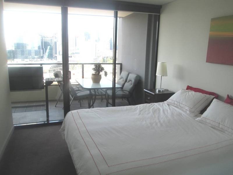 1403 /  70 Lorimer Street, Docklands VIC 3008