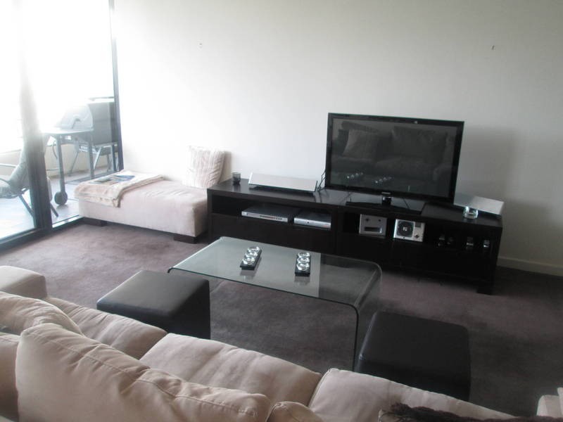 1403 /  70 Lorimer Street, Docklands VIC 3008