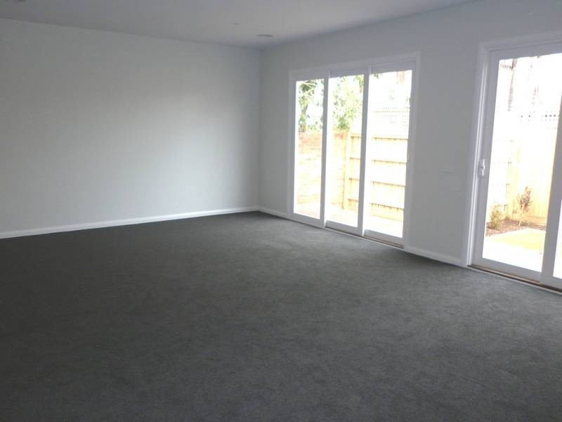 16 Edmanson Avenue, Brighton VIC 3186