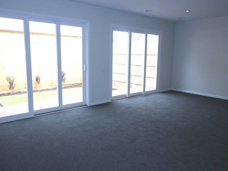 16 Edmanson Avenue, Brighton VIC 3186