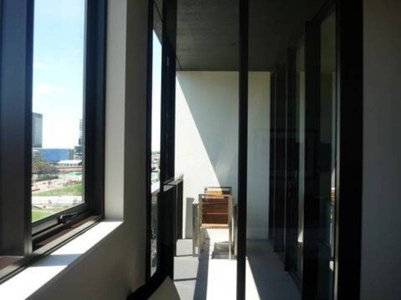 84 /  801 Bourke Street, Docklands VIC 3008