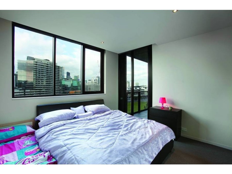64 / 801 Bourke Street, Docklands VIC 3008