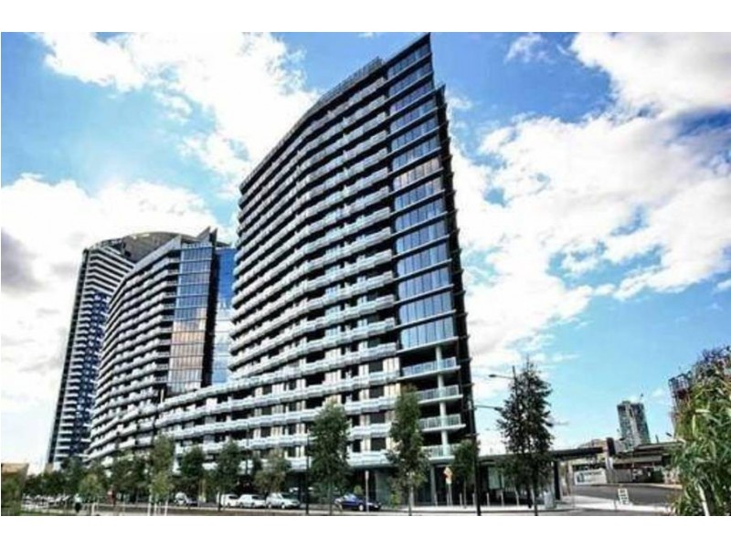 1306 / 8 Waterview Walk, Docklands VIC 3008