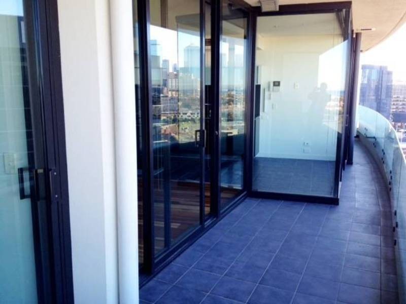 1908 / 50 Lorimer Street, Docklands VIC 3008