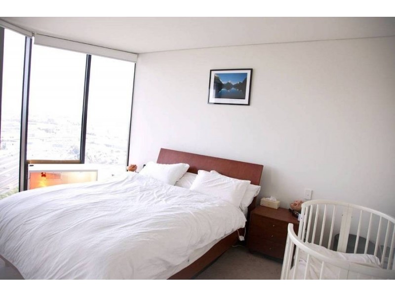 2005 / 90 Lorimer Street, Docklands VIC 3008