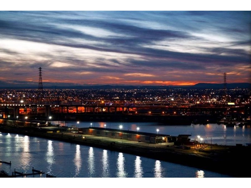 2005 / 90 Lorimer Street, Docklands VIC 3008