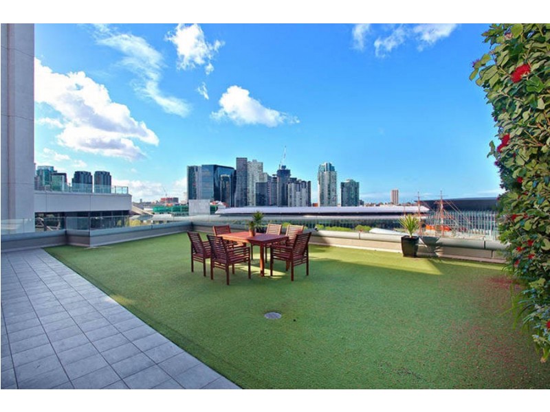 718 / 60 Siddeley Street, Docklands VIC 3008