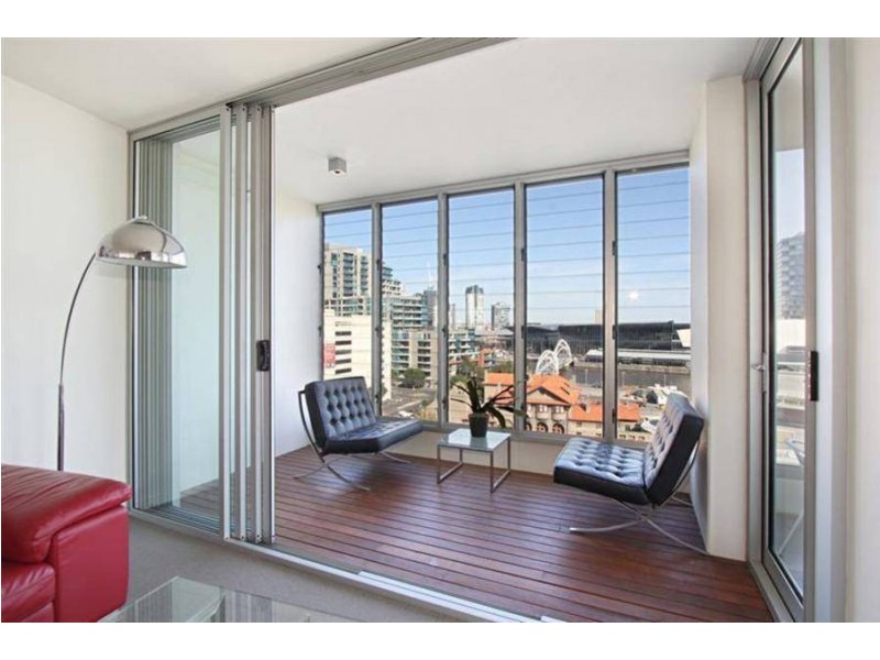 1601 / 8 McCrae Street, Docklands VIC 3008