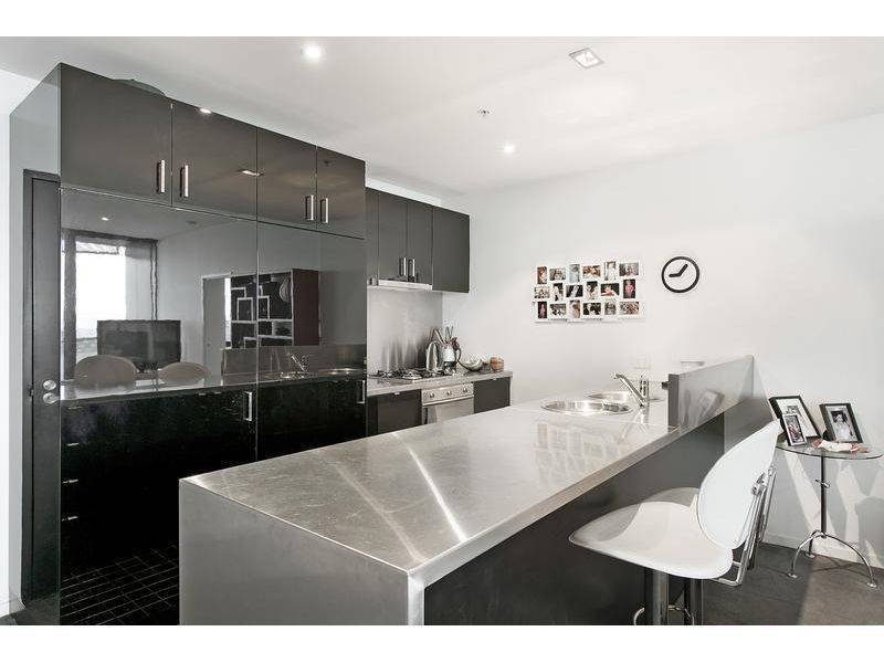 1101 / 18 Waterview Walk, Docklands VIC 3008