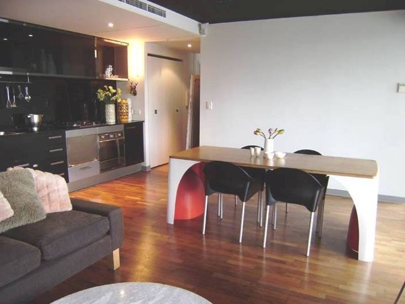 306 / 64 River Esplanade, Docklands VIC 3008