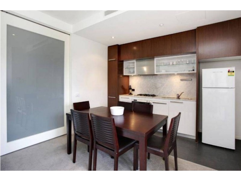 1709 / 7 Riverside Quay, Southbank VIC 3006